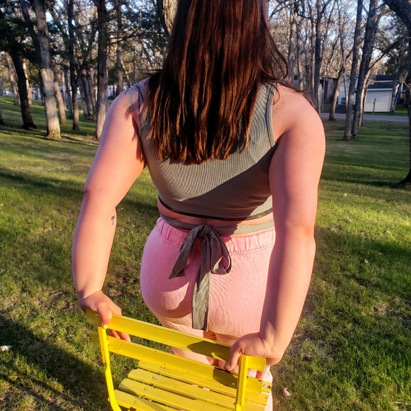 Tie behind crop tank - Picture 6 of 6